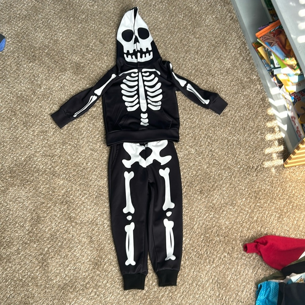Skeleton Hoodie and Sweatpants outfit Size XS